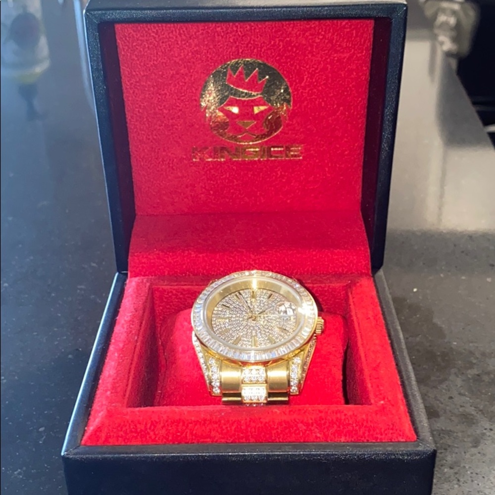 Diamond baguette watch from King Ice.
